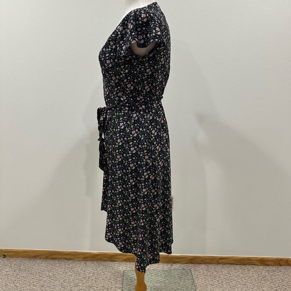 Loft Floral Wrap Dress - Picture 3 of 11